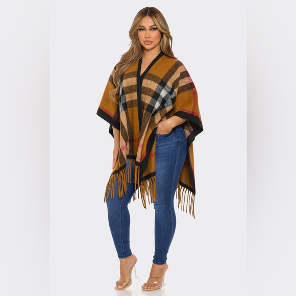 #119 Chic Plaid Poncho - Picture 3 of 7